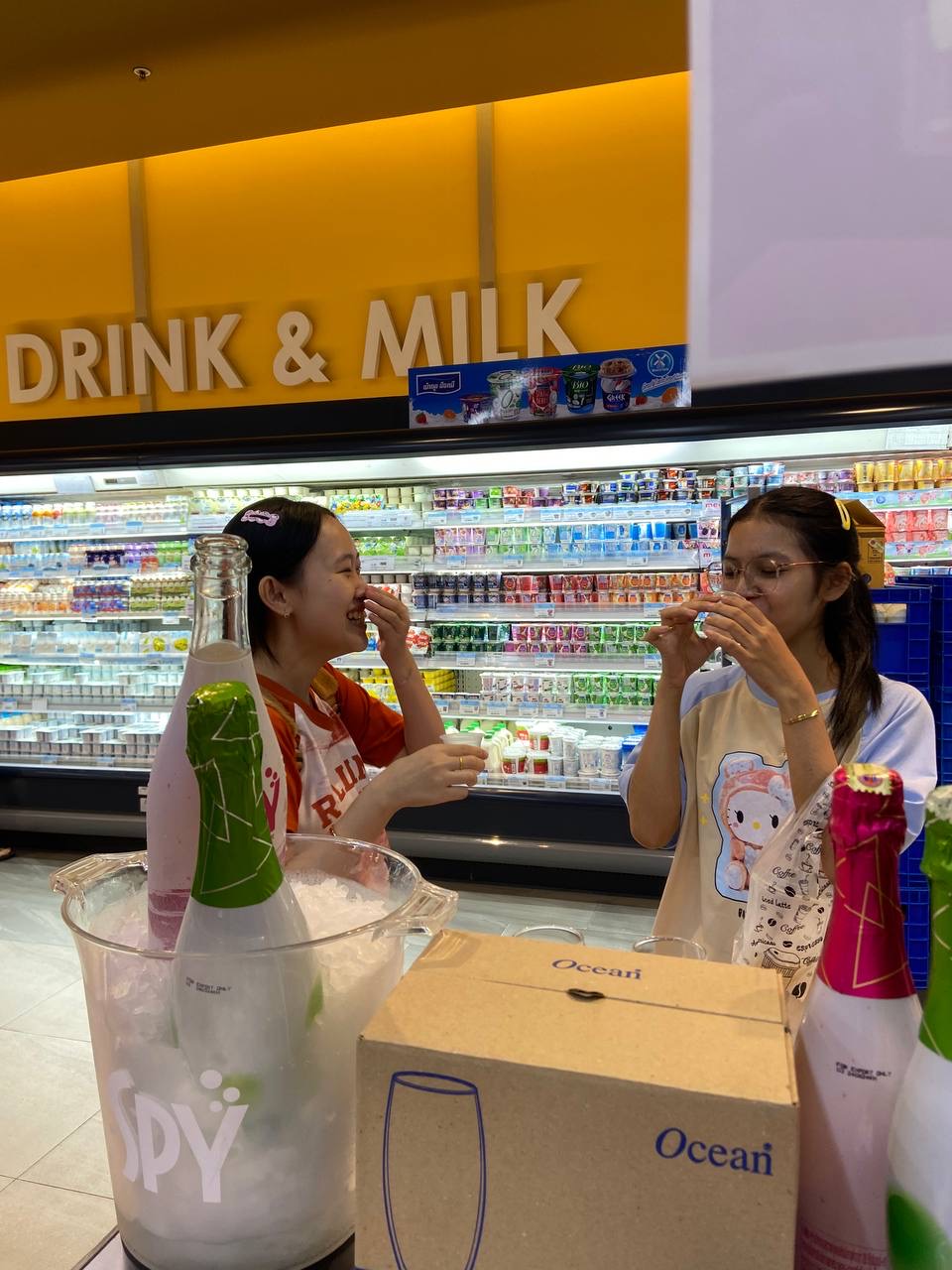 SPY Sparkle Fruit Revolutionizing FMCG Distribution with Da Houg Heng at Makro Cambodia - Image 148